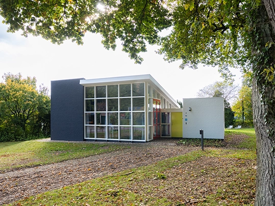 Exterieur van het door Gerrit Rietveld ontworpen Huis Slegers in Velp